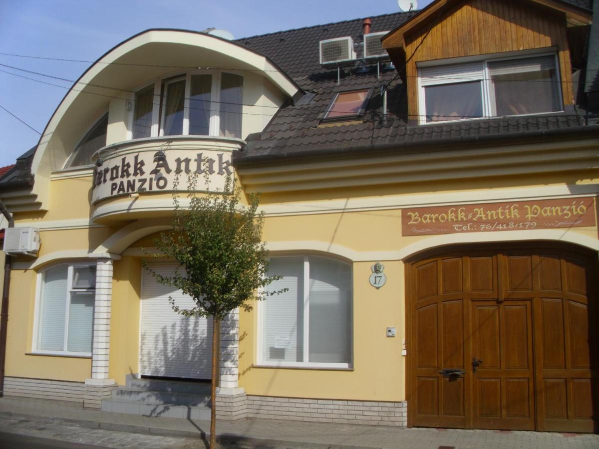 Barokk Antik Guest House Kecskemét Zewnętrze zdjęcie